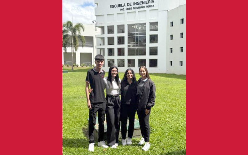 estudiantes de ingeniería industrial