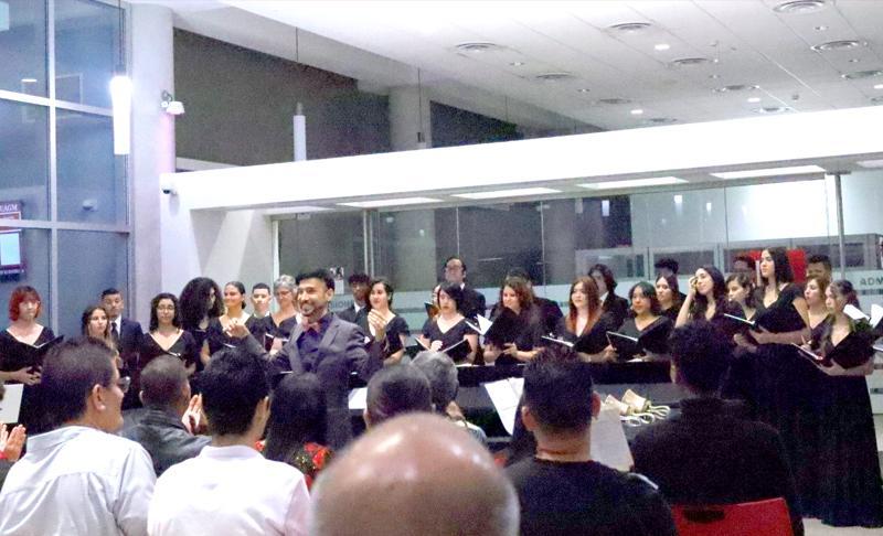 Coro de Campanas de Thomas Alva Edison School