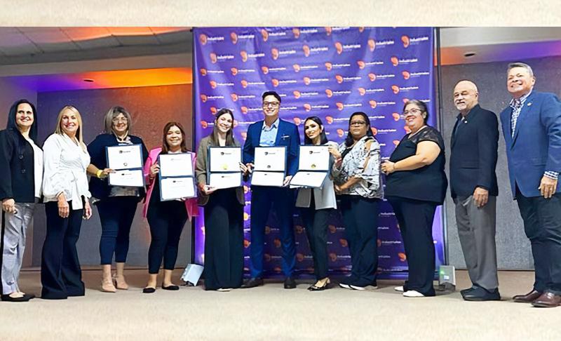 participantes de la actividad de reconocimiento de estudiantes de ingeniería 