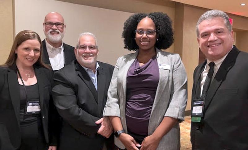 El equipo de la UAGM Carolina que participó en la conferencia anual de la MSCHE