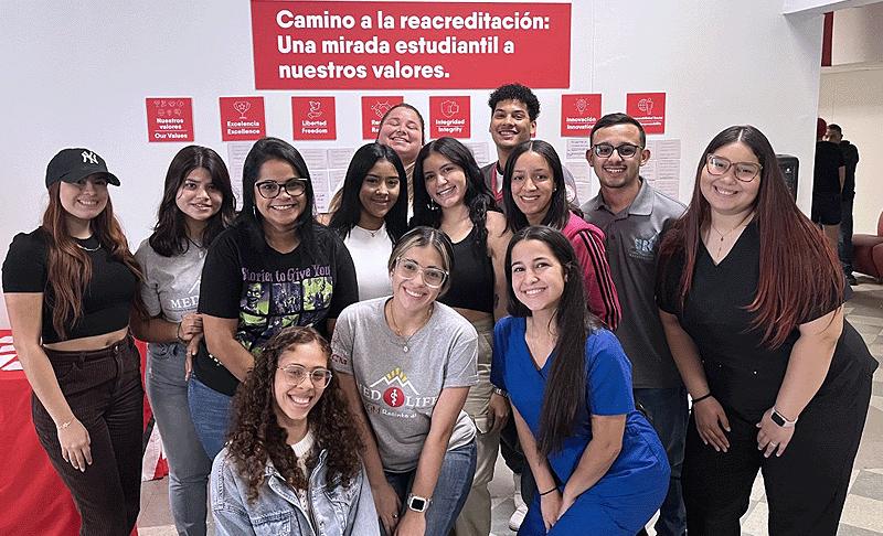 grupo de estudiantes