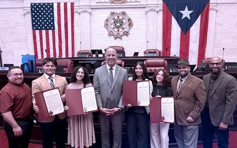 Senado de Puerto Rico reconoce a estudiantes